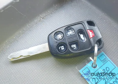 2013 Honda Odyssey Ex-L from USA, damaged, VIN 5FNRL5H68DB005152